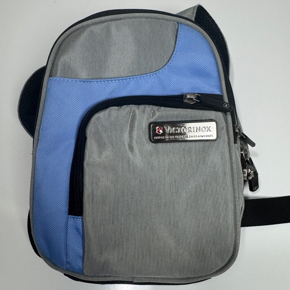 Victorinox Unisex Gray and Blue Crossbody Shoulder Bag Travel Organizer